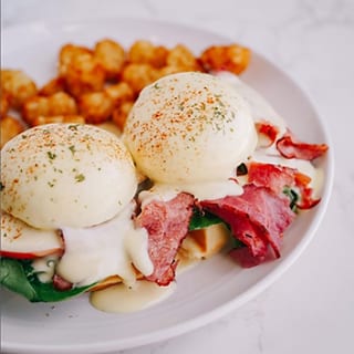 Pastrami Beef Benedict